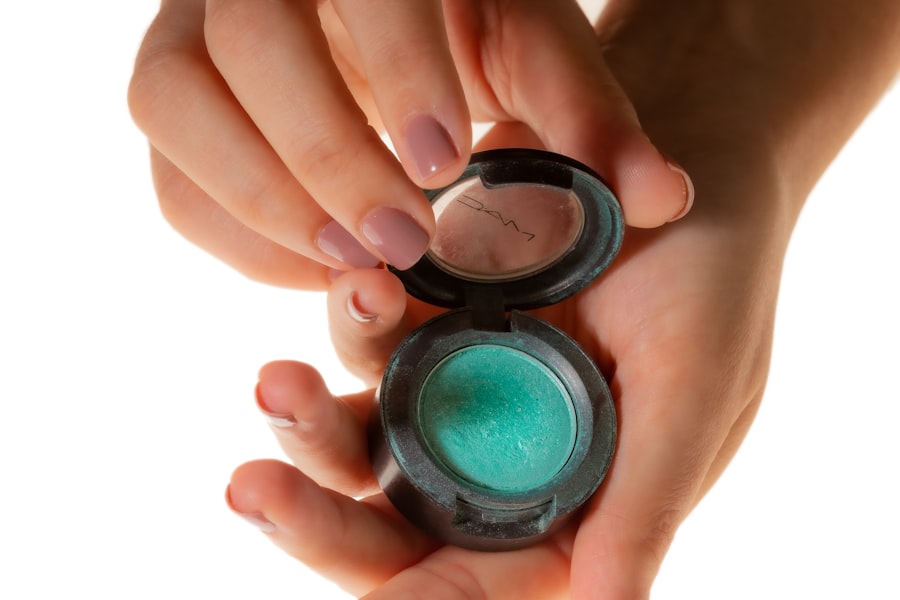 Photo contact lenses